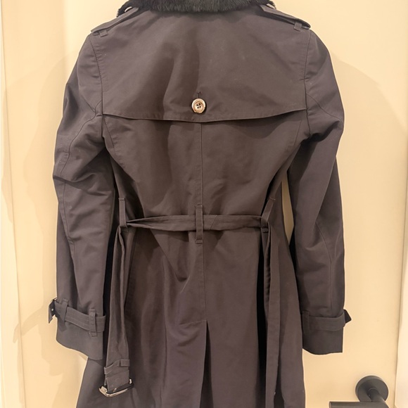 Burberry Black Trench Coat with Fur Collar - Picture 3 of 3